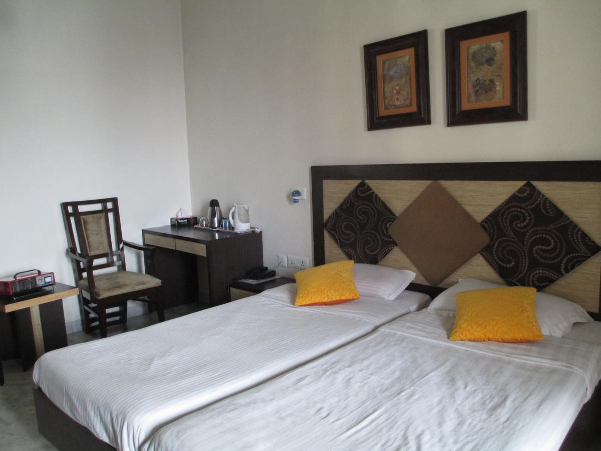 East End Retreat Bed & Breakfast New Delhi Exterior photo
